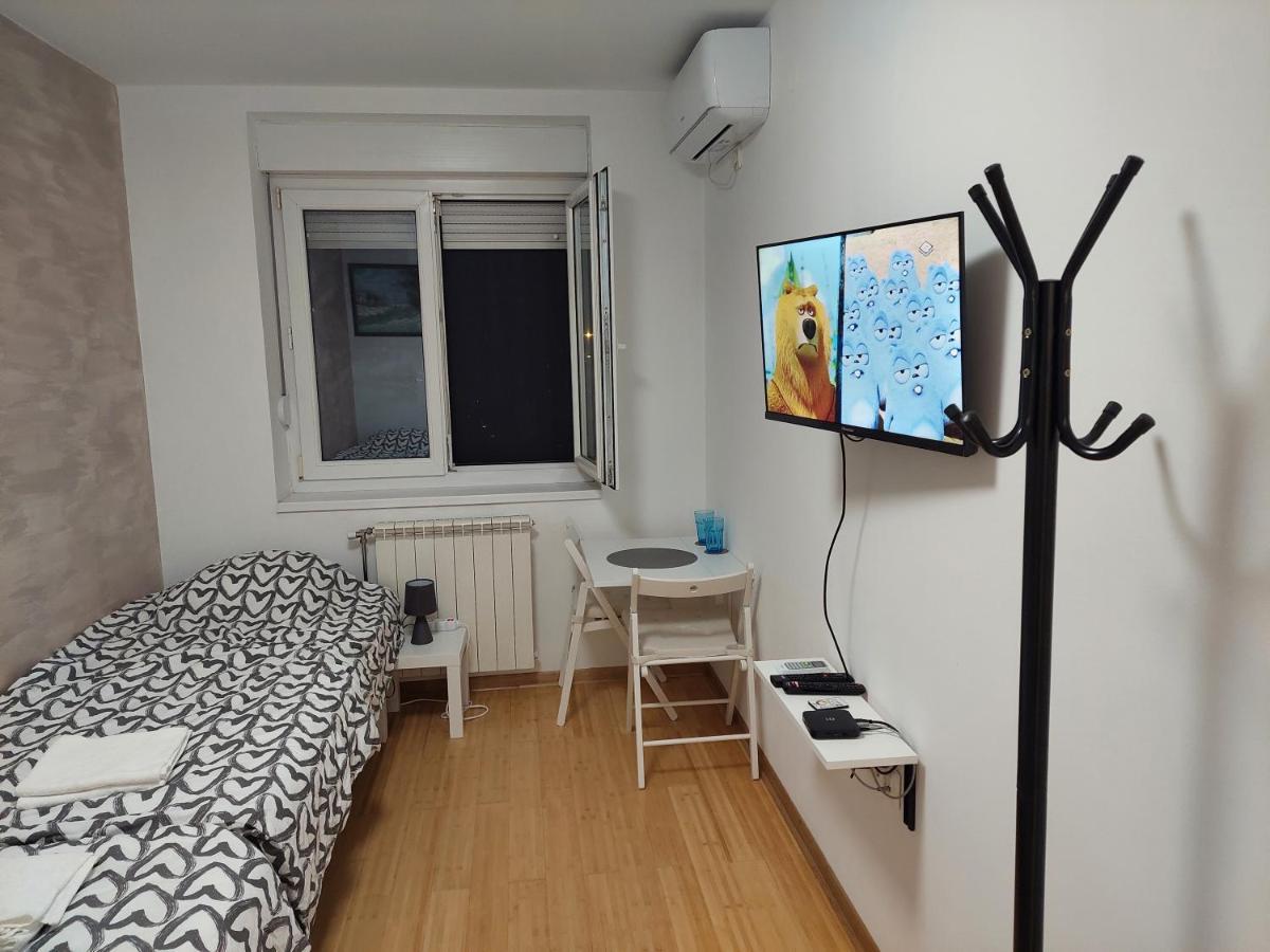 City Passage Apartments- Rooms Новий Сад Екстер'єр фото