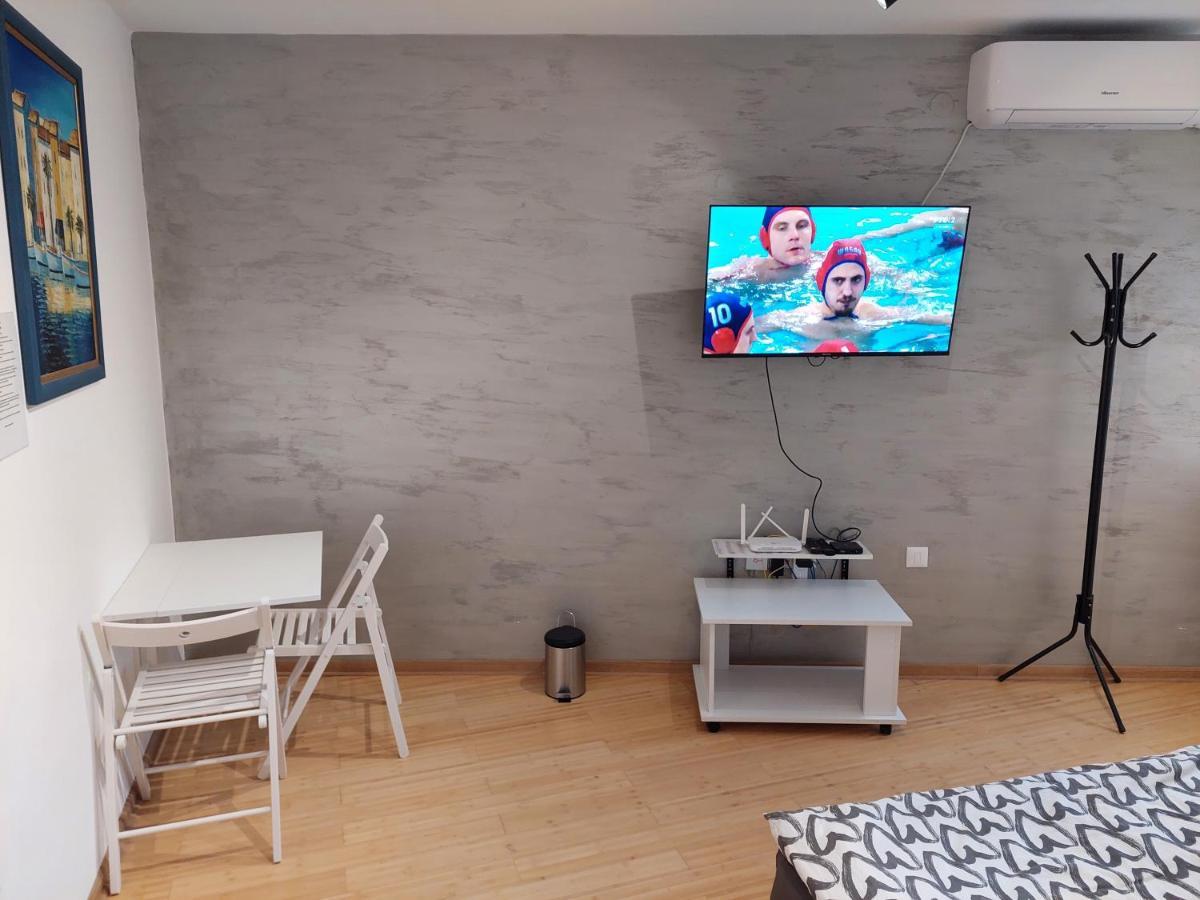 City Passage Apartments- Rooms Новий Сад Екстер'єр фото